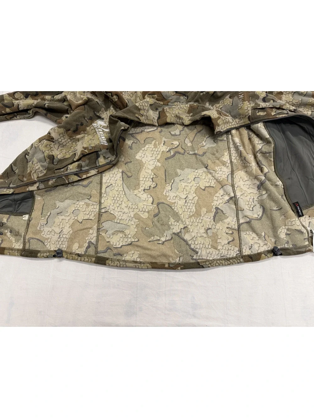 Kuiu Camouflage Zip-Up Fleece Jacket with MRA Hunting Logo
